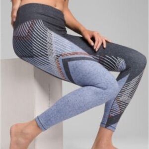 Prana Pillar Printed Charcoal Gray Activewear Leggings Sz L